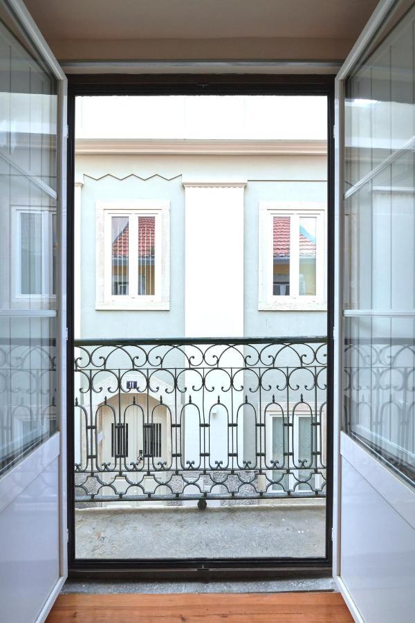 Idyllic Lisbon Apartments With Amazing Courtyard, By Timecooler Экстерьер фото
