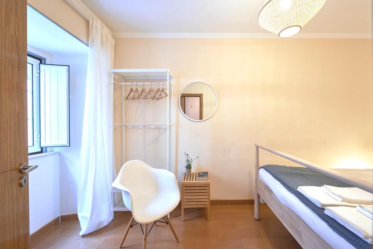Idyllic Lisbon Apartments With Amazing Courtyard, By Timecooler Экстерьер фото